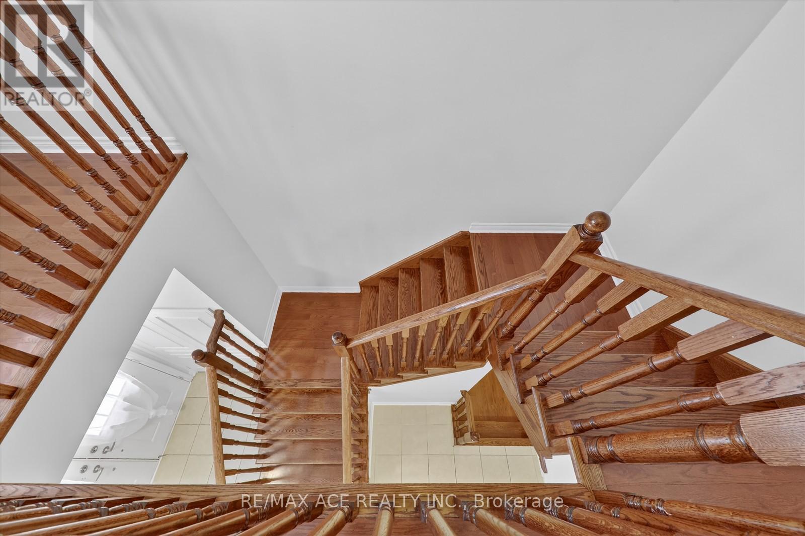 26 Newhouse Boulevard, Caledon, Ontario  L7C 4A1 - Photo 20 - W12653260