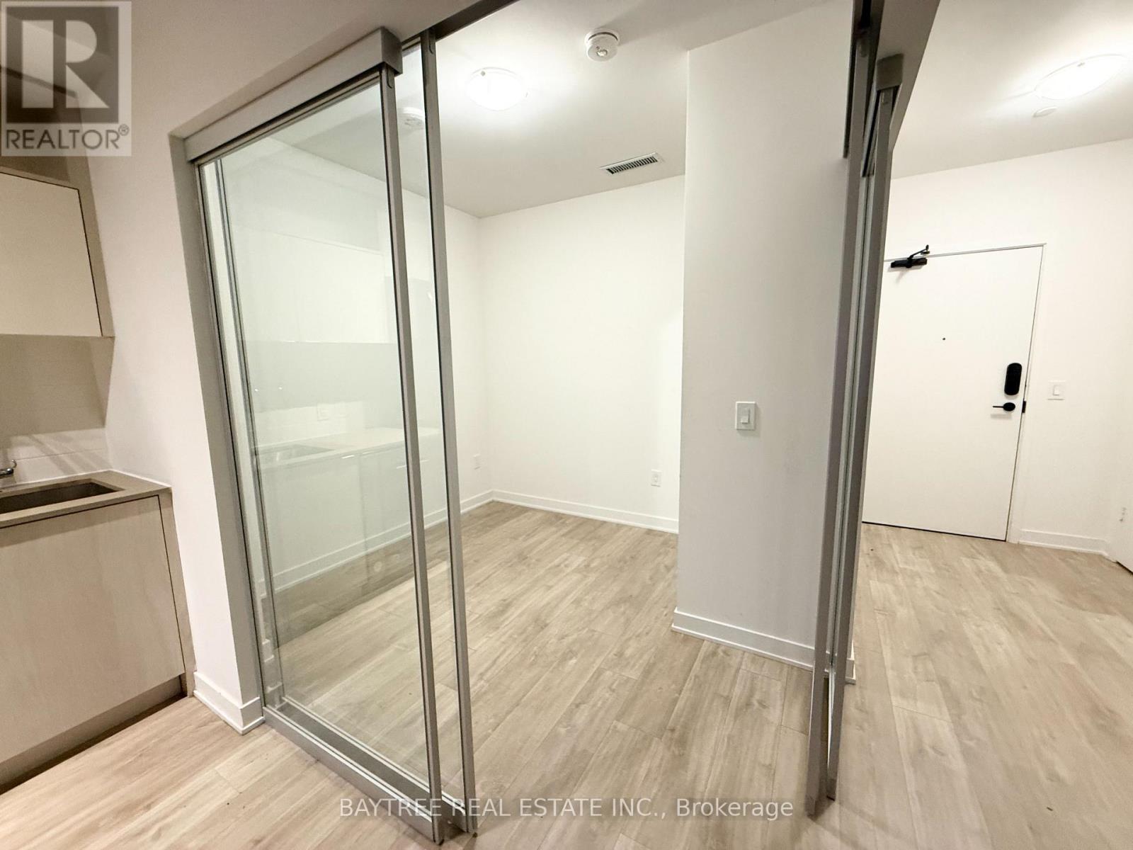 1053 - 121 Lower Sherbourne Street, Toronto, Ontario  M5A 0W8 - Photo 7 - C12653536