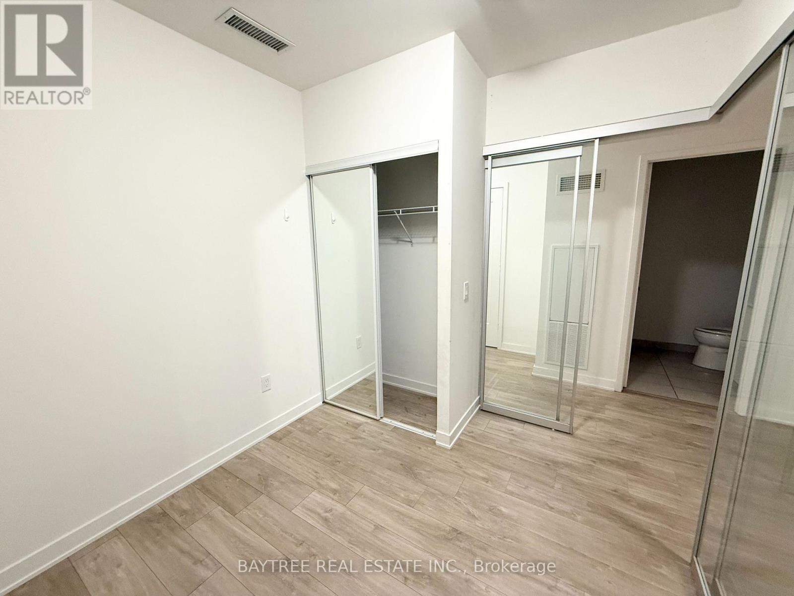 1053 - 121 Lower Sherbourne Street, Toronto, Ontario  M5A 0W8 - Photo 8 - C12653536