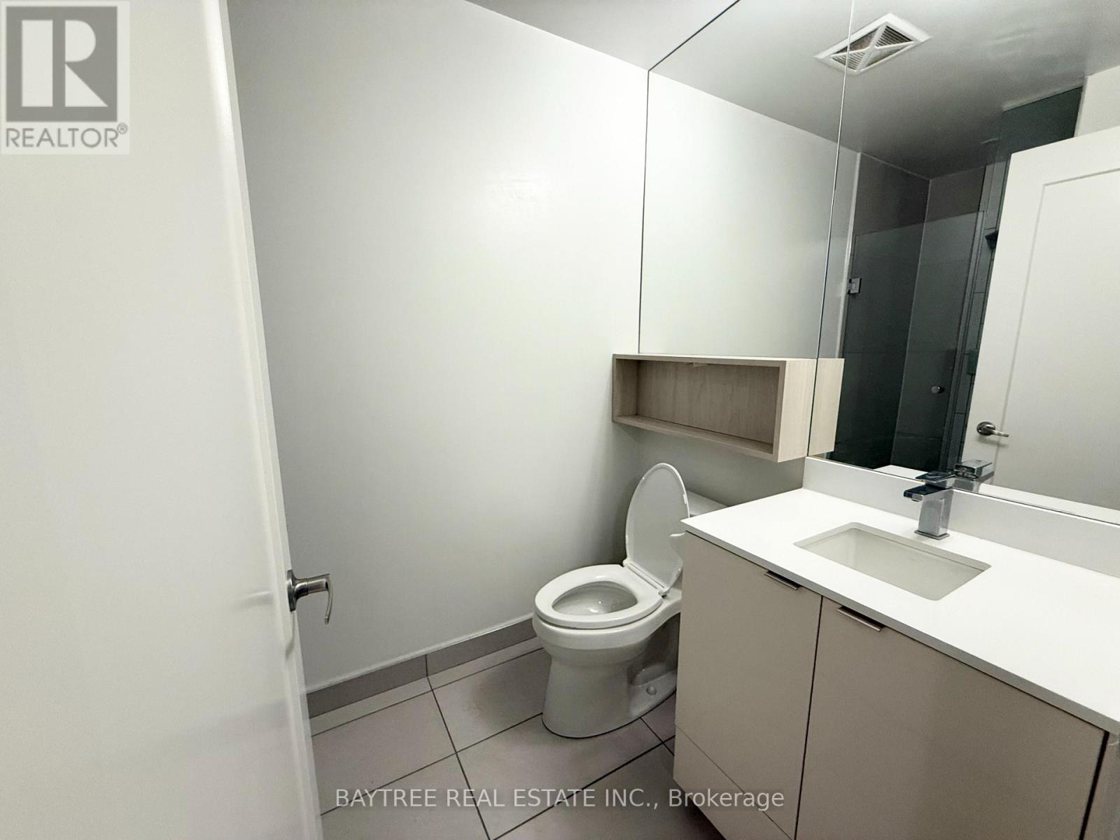 1053 - 121 Lower Sherbourne Street, Toronto, Ontario  M5A 0W8 - Photo 9 - C12653536