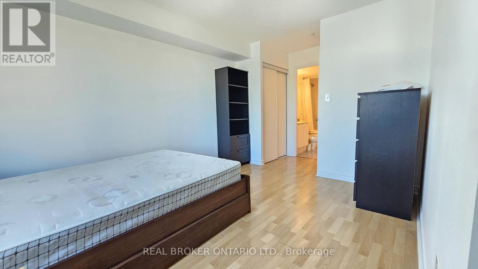 1516 - 7 Lorraine Drive, Toronto, Ontario  M2N 2E3 - Photo 15 - C12632580