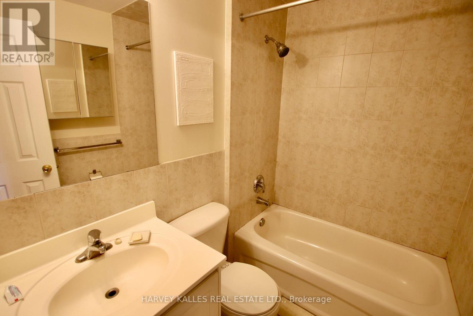 2 - 775 Ossington Avenue, Toronto, Ontario  M6G 3T8 - Photo 7 - W12653524