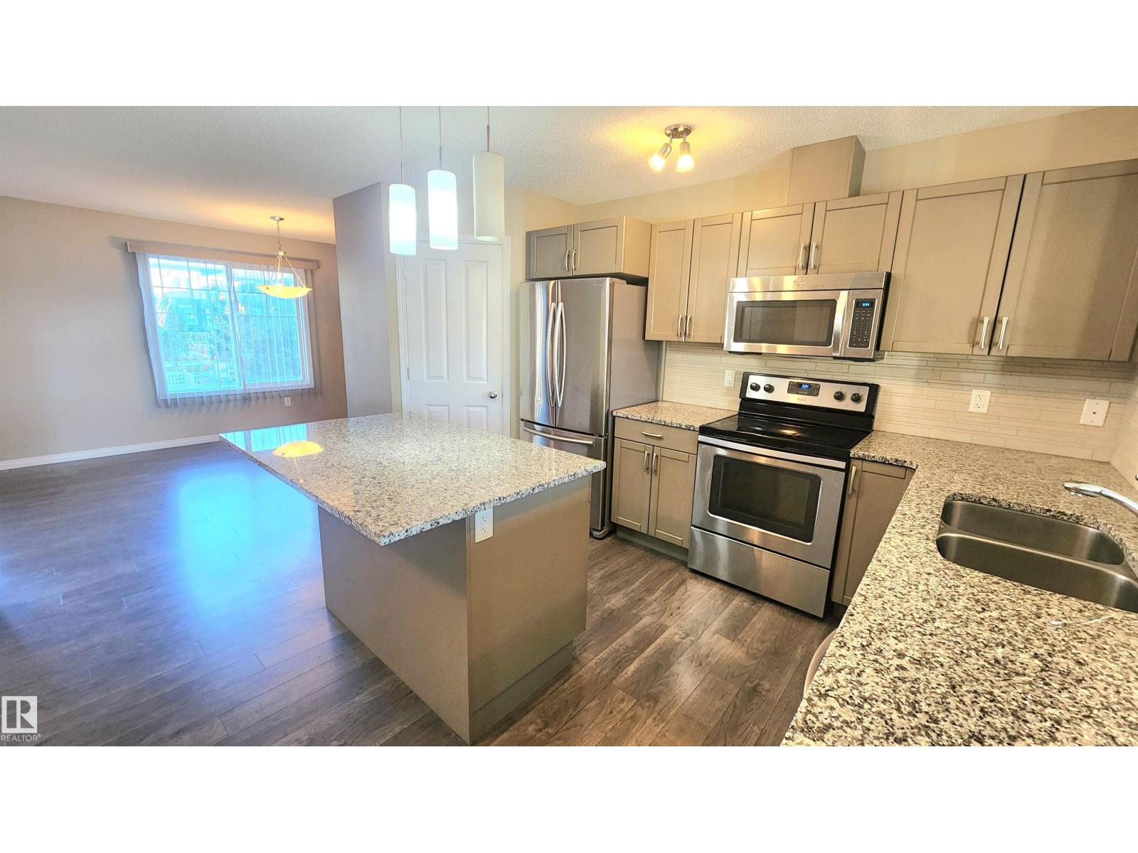 #32 1030 Chappelle Bv Sw, Edmonton, Alberta  T6W 2K7 - Photo 5 - E4465835