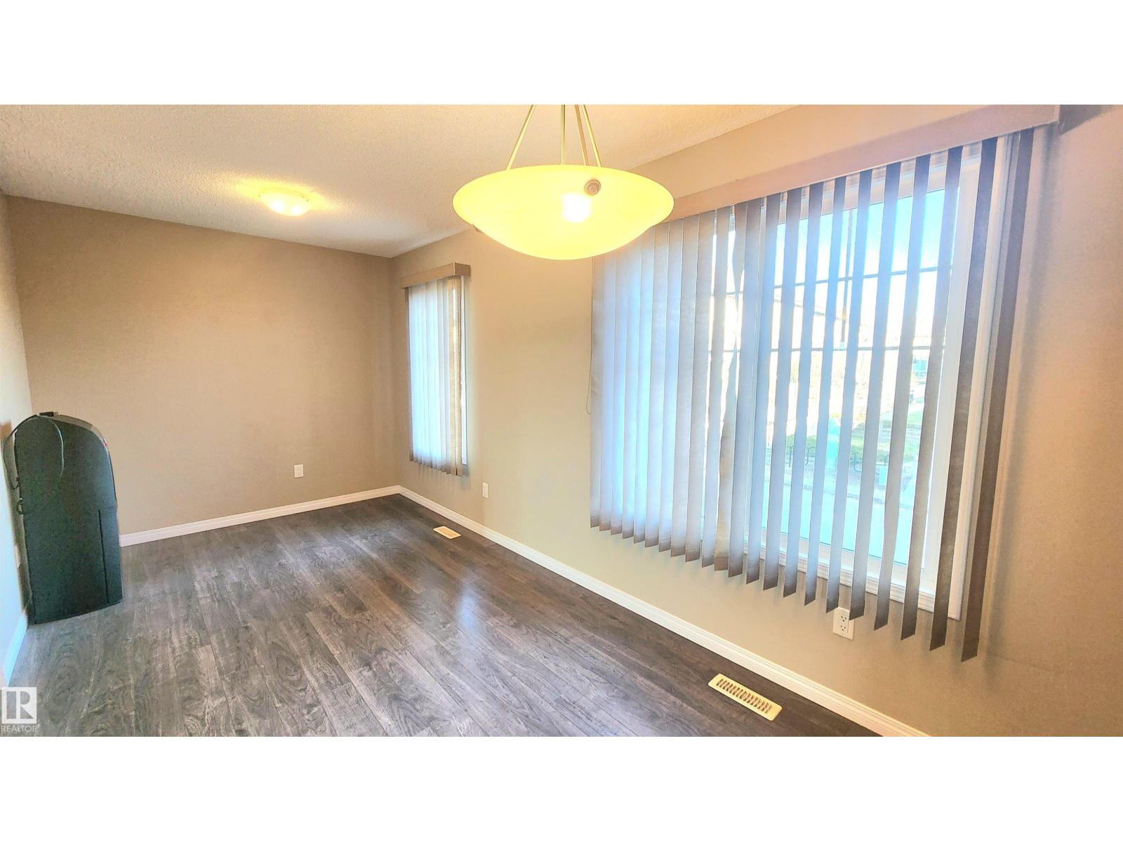 #32 1030 Chappelle Bv Sw, Edmonton, Alberta  T6W 2K7 - Photo 16 - E4465835