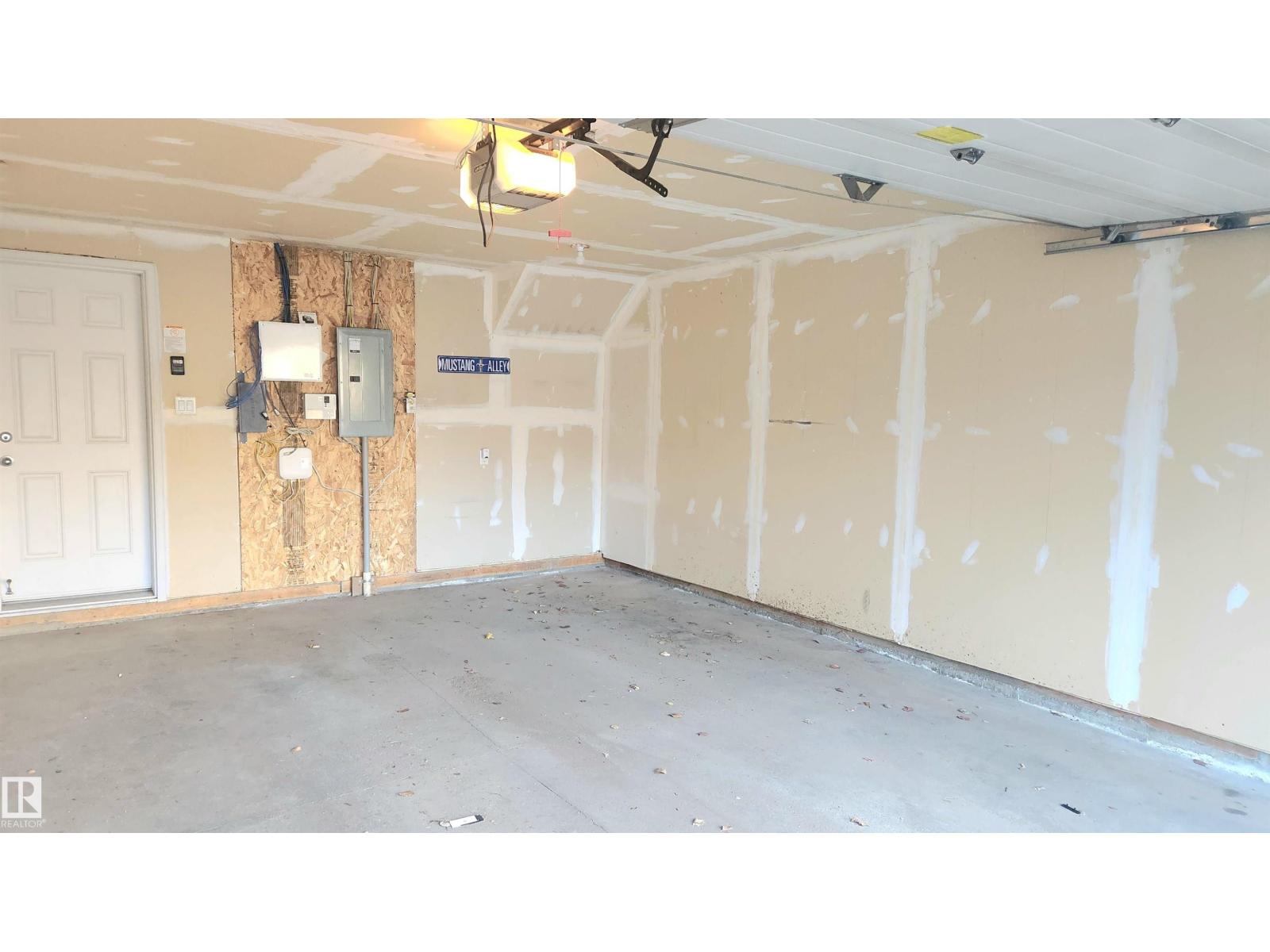 #32 1030 Chappelle Bv Sw, Edmonton, Alberta  T6W 2K7 - Photo 36 - E4465835