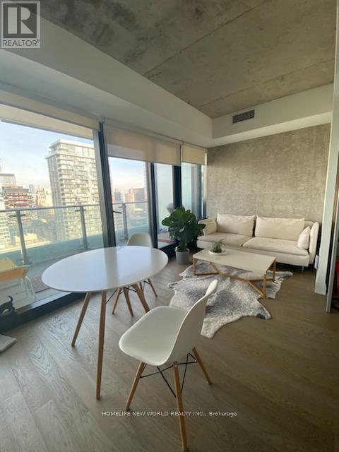 2302 - 224 King Street, Toronto, Ontario  M5V 1H8 - Photo 2 - C12653542