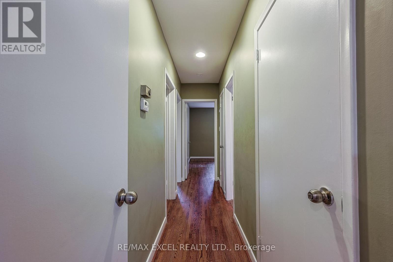 Main Fl - 241 Burnett Avenue W, Toronto, Ontario  M2N 1V9 - Photo 10 - C12653546