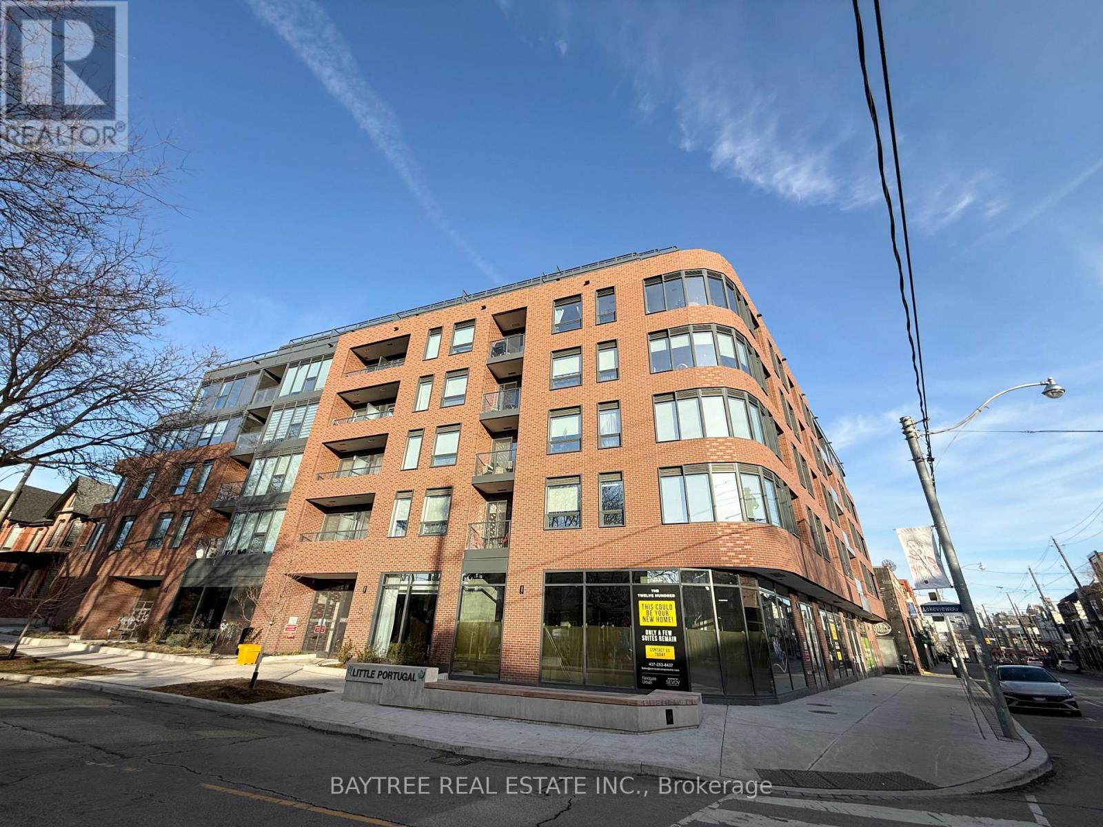 422 - 5 LAKEVIEW AVENUE, Toronto, Ontario