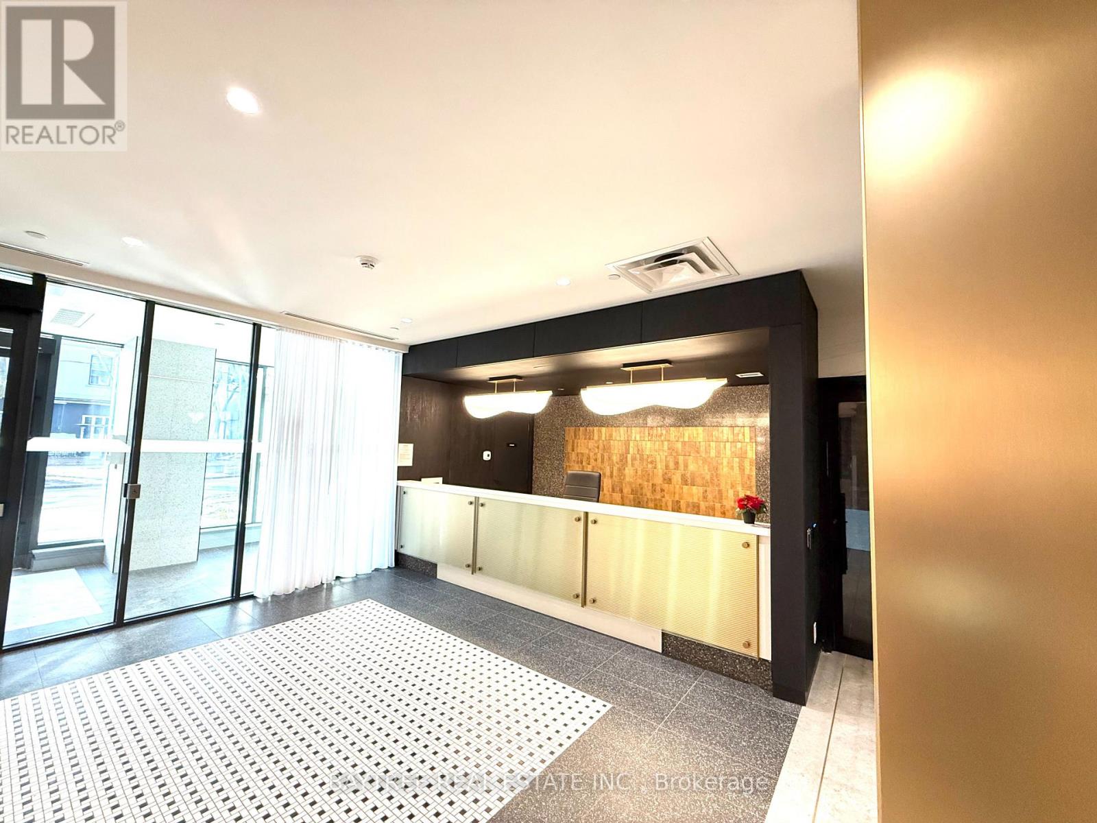 422 - 5 Lakeview Avenue, Toronto, Ontario  M6J 0H3 - Photo 5 - C12653548