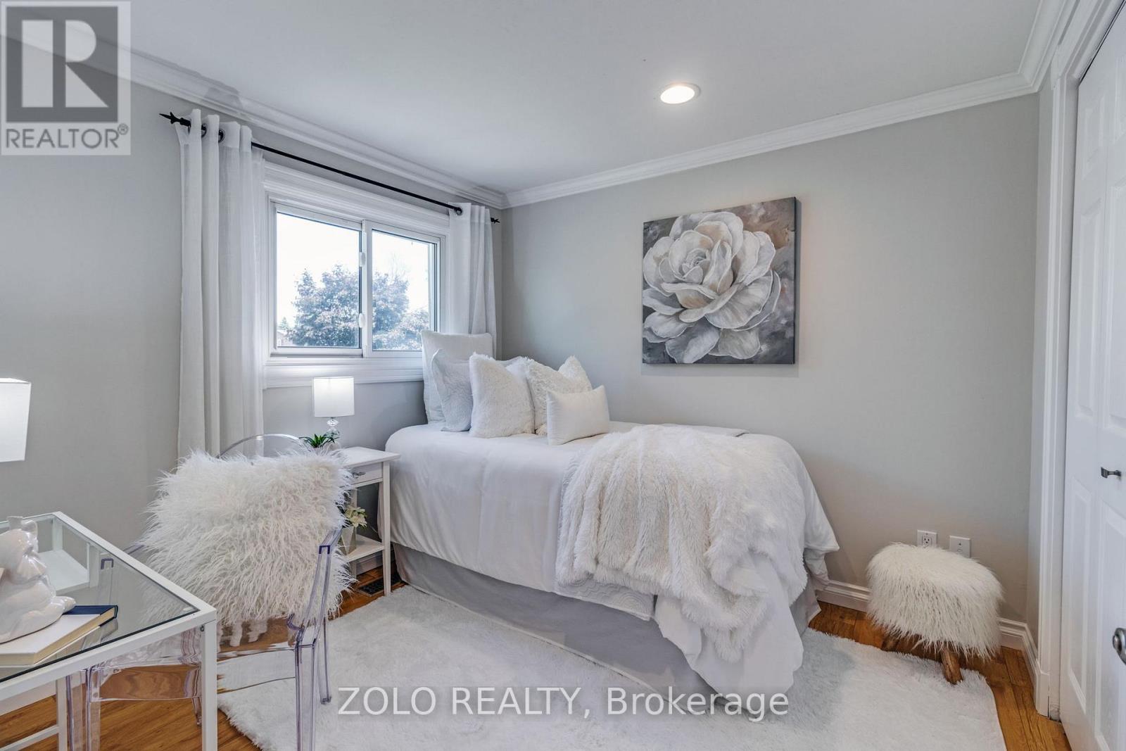 710 Hayes Avenue, Oshawa, Ontario  L1K 1W3 - Photo 11 - E12653544