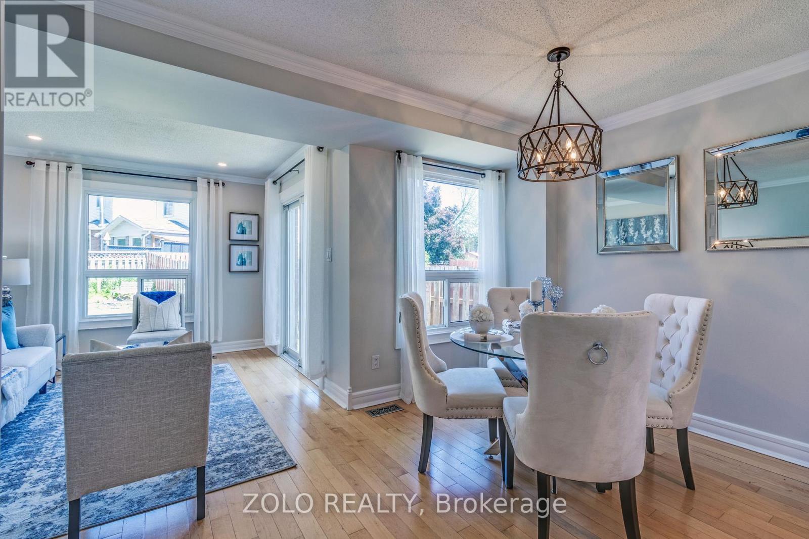 710 Hayes Avenue, Oshawa, Ontario  L1K 1W3 - Photo 5 - E12653544