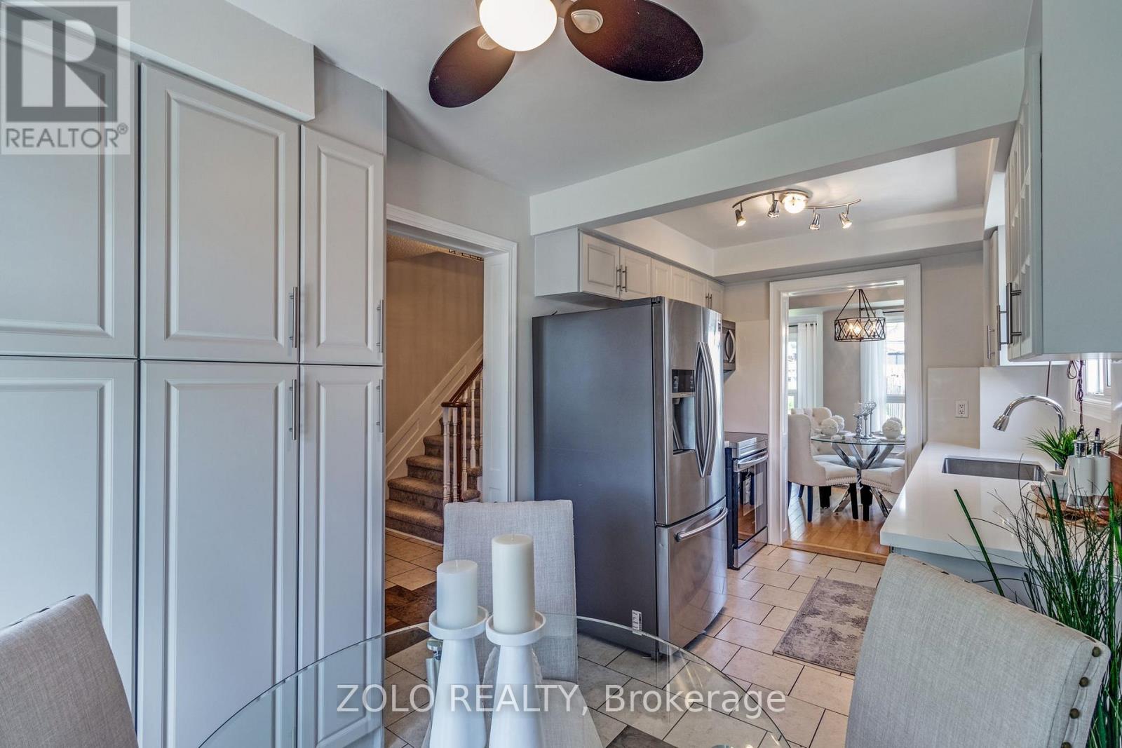 710 Hayes Avenue, Oshawa, Ontario  L1K 1W3 - Photo 7 - E12653544