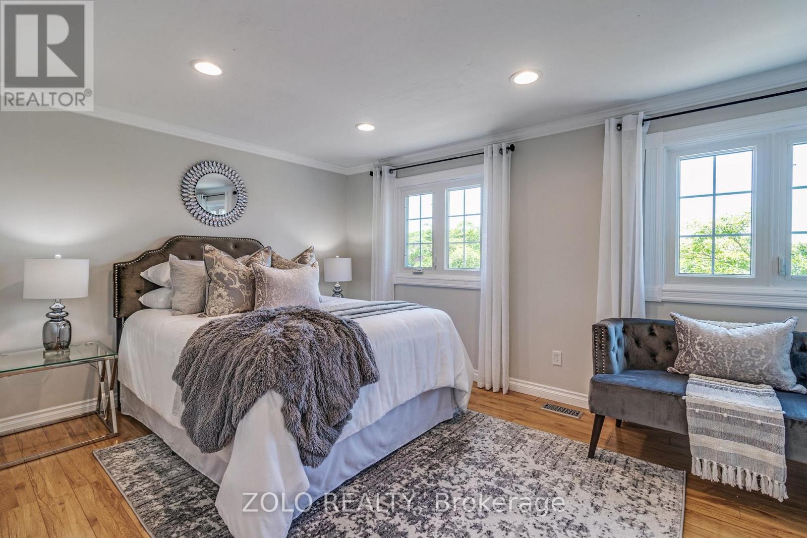 710 Hayes Avenue, Oshawa, Ontario  L1K 1W3 - Photo 9 - E12653544