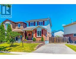 710 HAYES AVENUE, Oshawa, Ontario