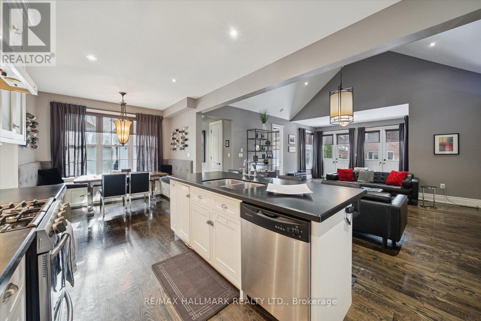 312 Main Street, Markham (Unionville), Ontario  L3R 2H2 - Photo 14 - N12653552