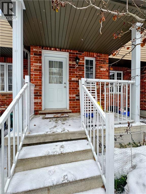 55 MOOREGATE Crescent Unit# 9, Kitchener, Ontario
