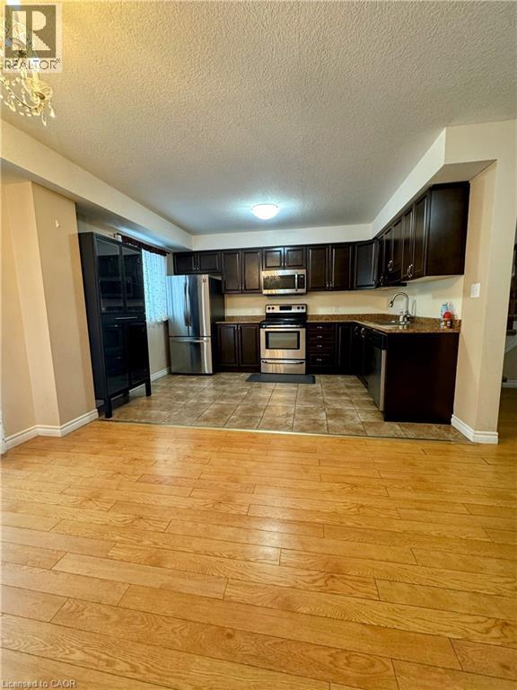 55 Mooregate Crescent Unit# 9, Kitchener, Ontario  N2M 0A6 - Photo 3 - 40795244