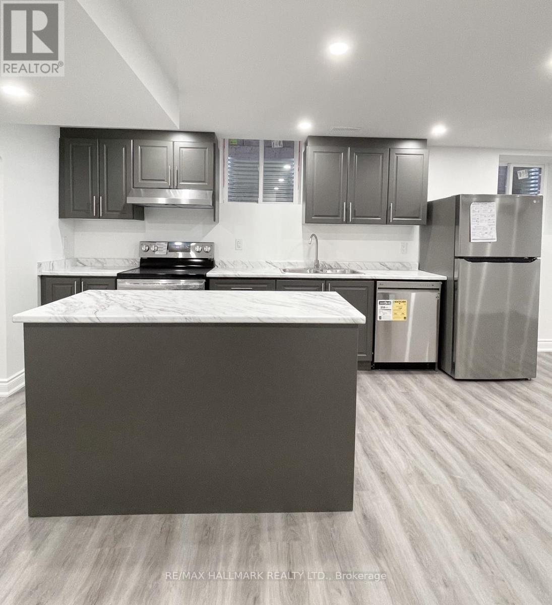 Basement - 24 San Felice Lane, Hamilton, Ontario  L9B 0B5 - Photo 5 - X12653550