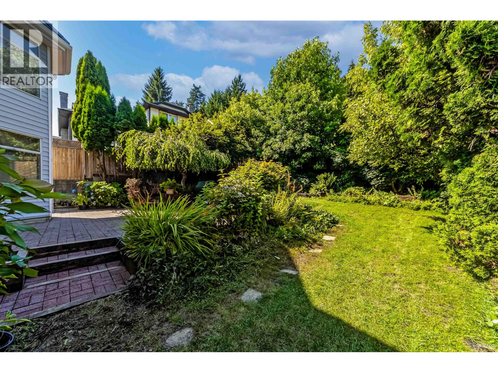 1207 Durant Drive, Coquitlam, British Columbia  V3B 6R3 - Photo 27 - R3075142