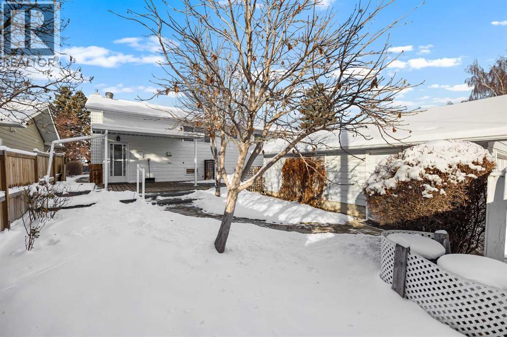 10727 Mapleglen Crescent Se, Calgary, Alberta  T2J 1X1 - Photo 8 - A2273607