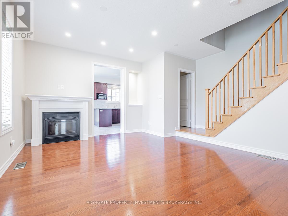 4399 Trail Blazer Way, Mississauga, Ontario  L5R 0C4 - Photo 6 - W12653576