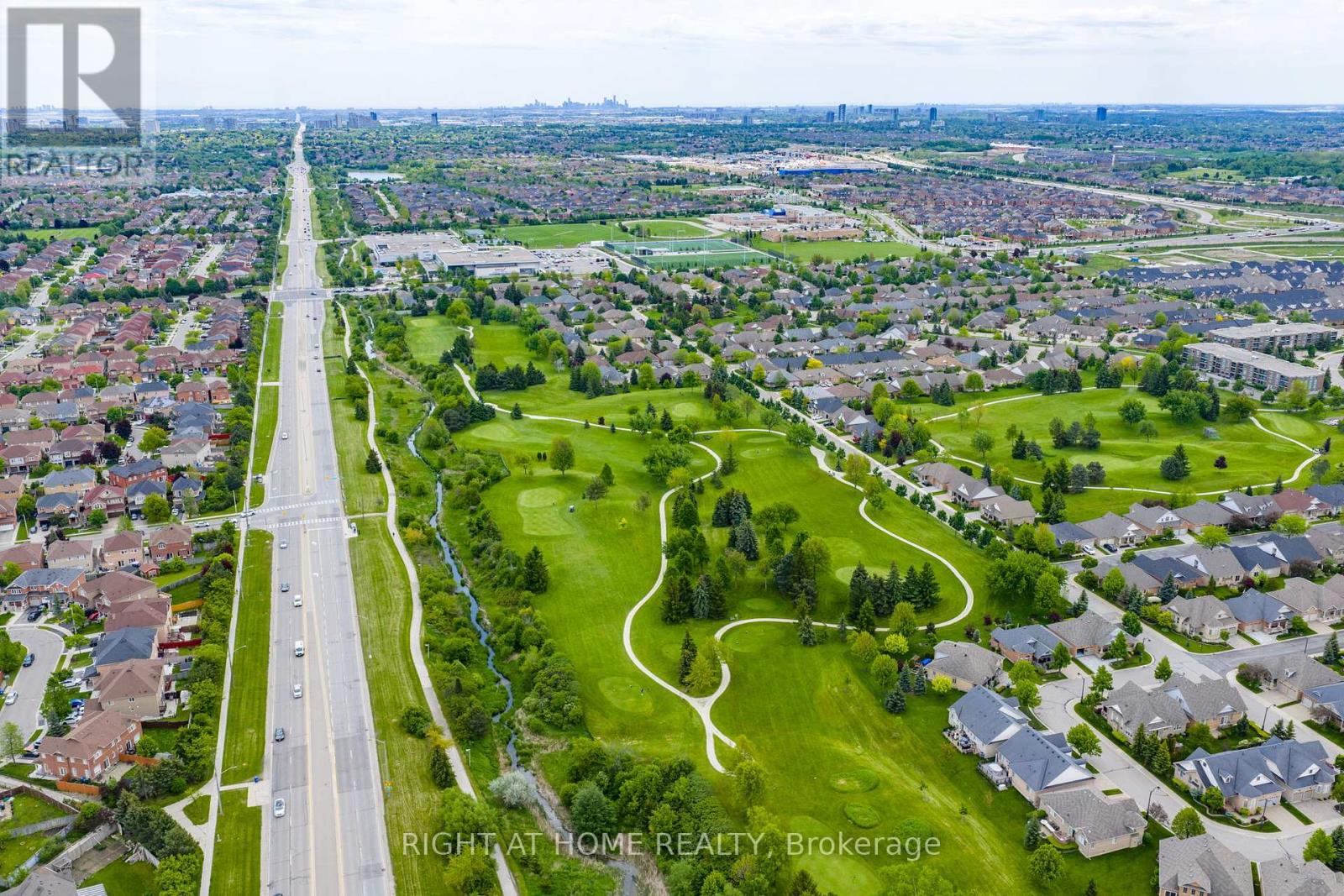 51 Lorenzo Circle, Brampton, Ontario  L6R 3N4 - Photo 39 - W12653582