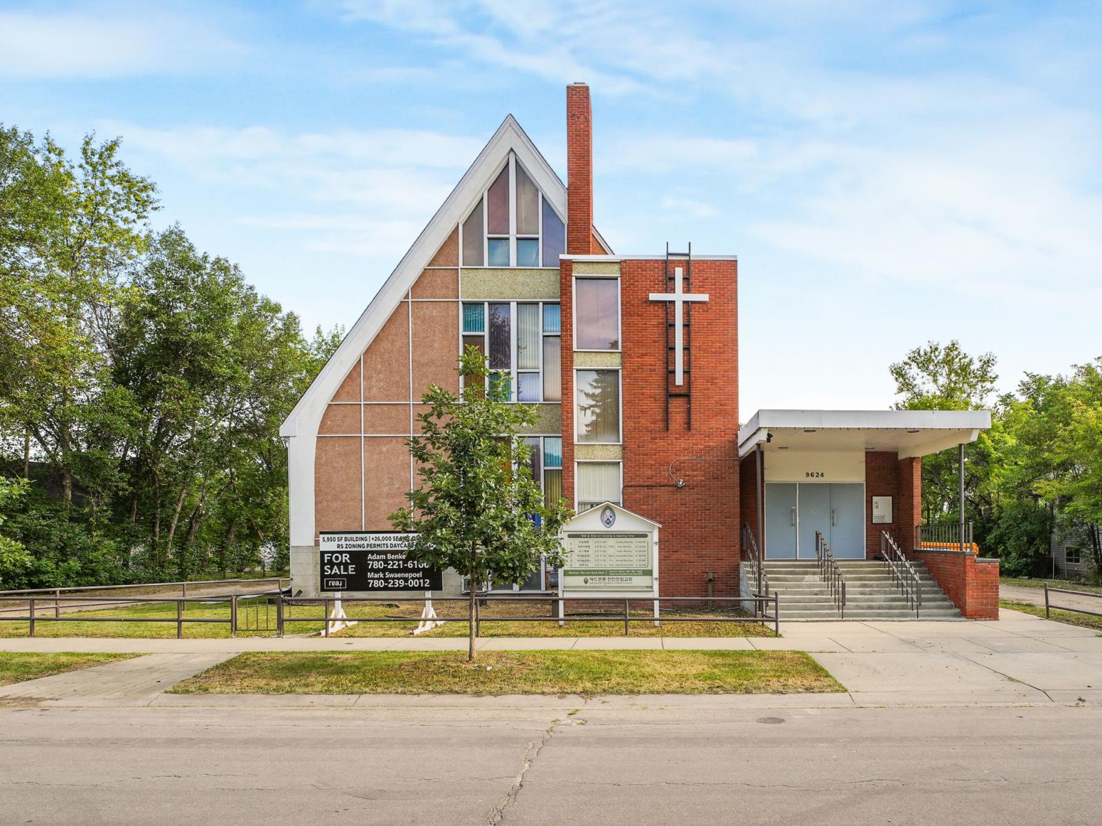 9630 74 Avenue, Edmonton, Alberta T6E 1E6 - Photo 11 - 43690221