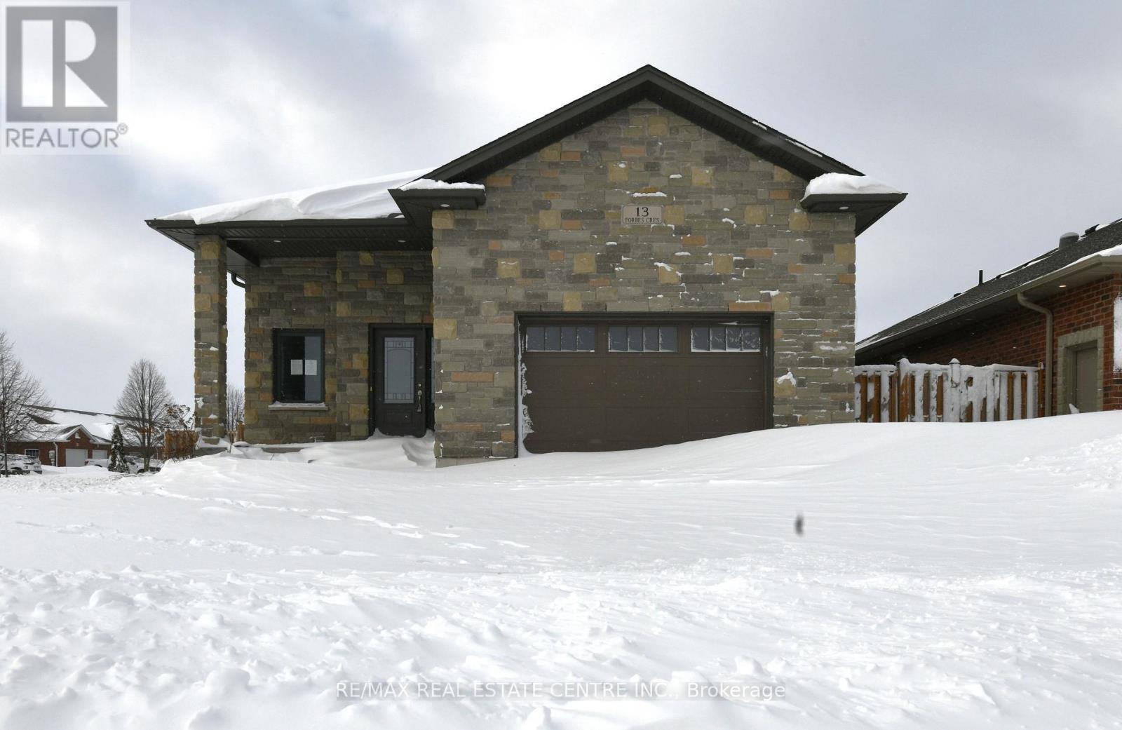 13 FORBES CRESCENT, North Perth, Ontario