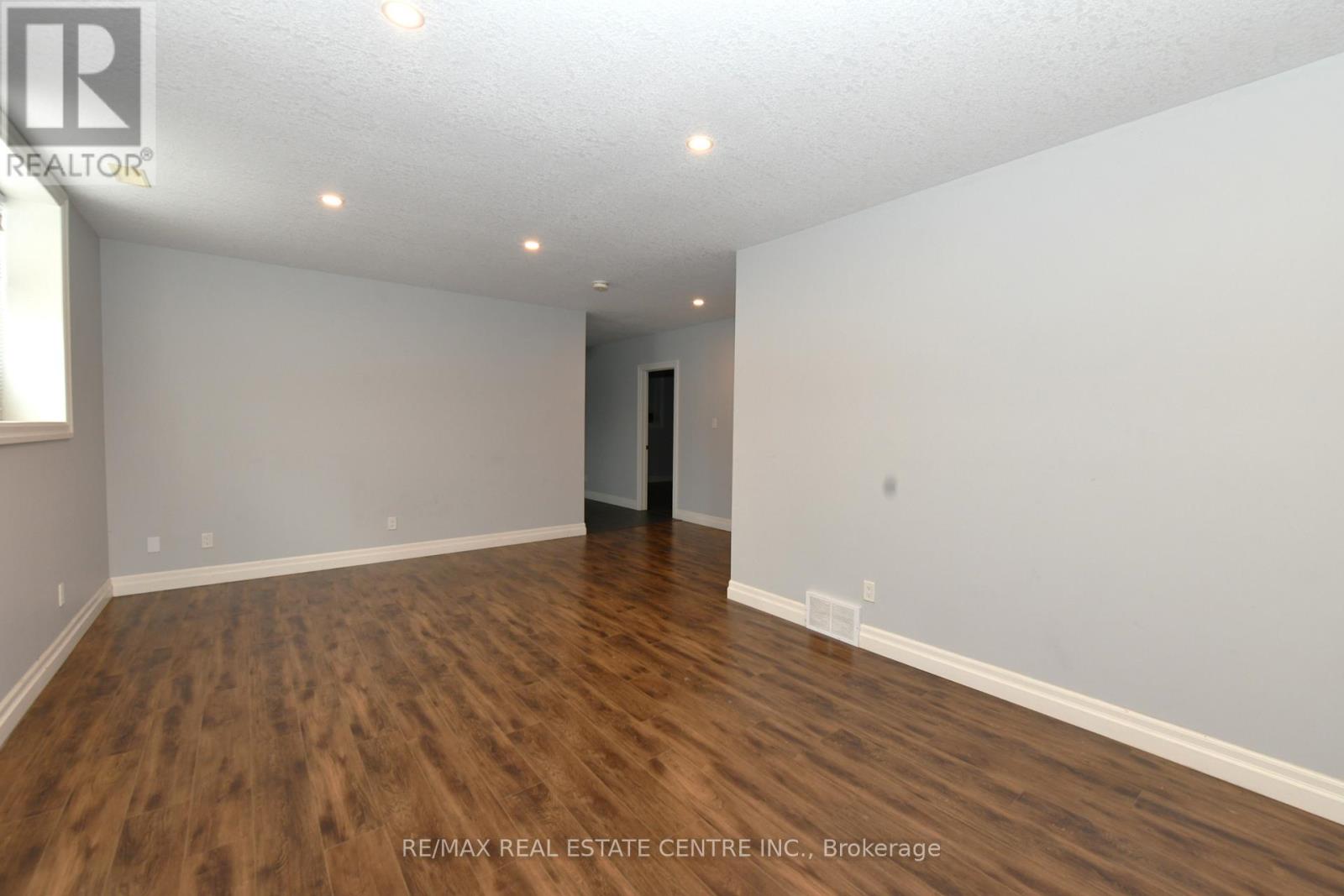 13 Forbes Crescent, North Perth, Ontario  N4W 0B3 - Photo 10 - X12653560