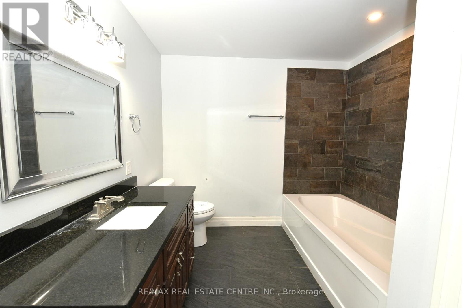 13 Forbes Crescent, North Perth, Ontario  N4W 0B3 - Photo 11 - X12653560