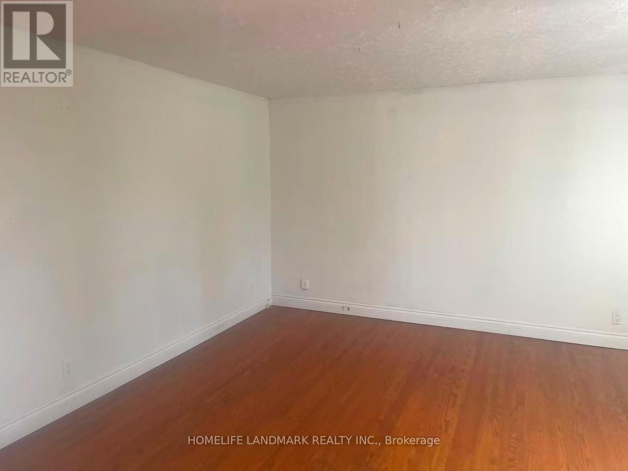 727 Hewson Drive, Pickering, Ontario  L1W 1T6 - Photo 4 - E12506566