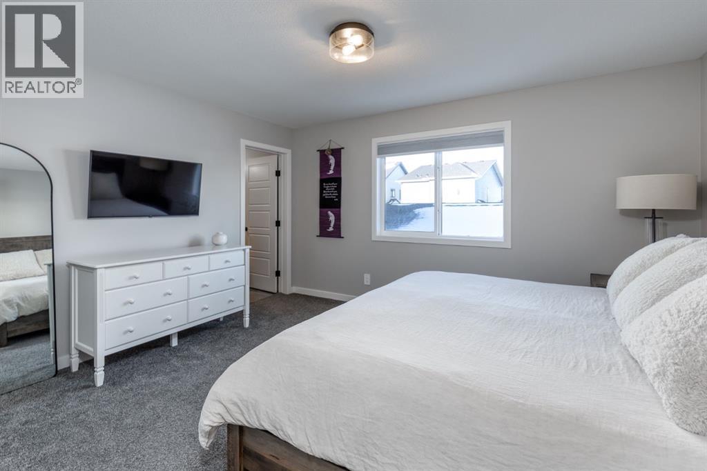 460 Reynolds Avenue Sw, Airdrie, Alberta  T4B 5G2 - Photo 11 - A2275961