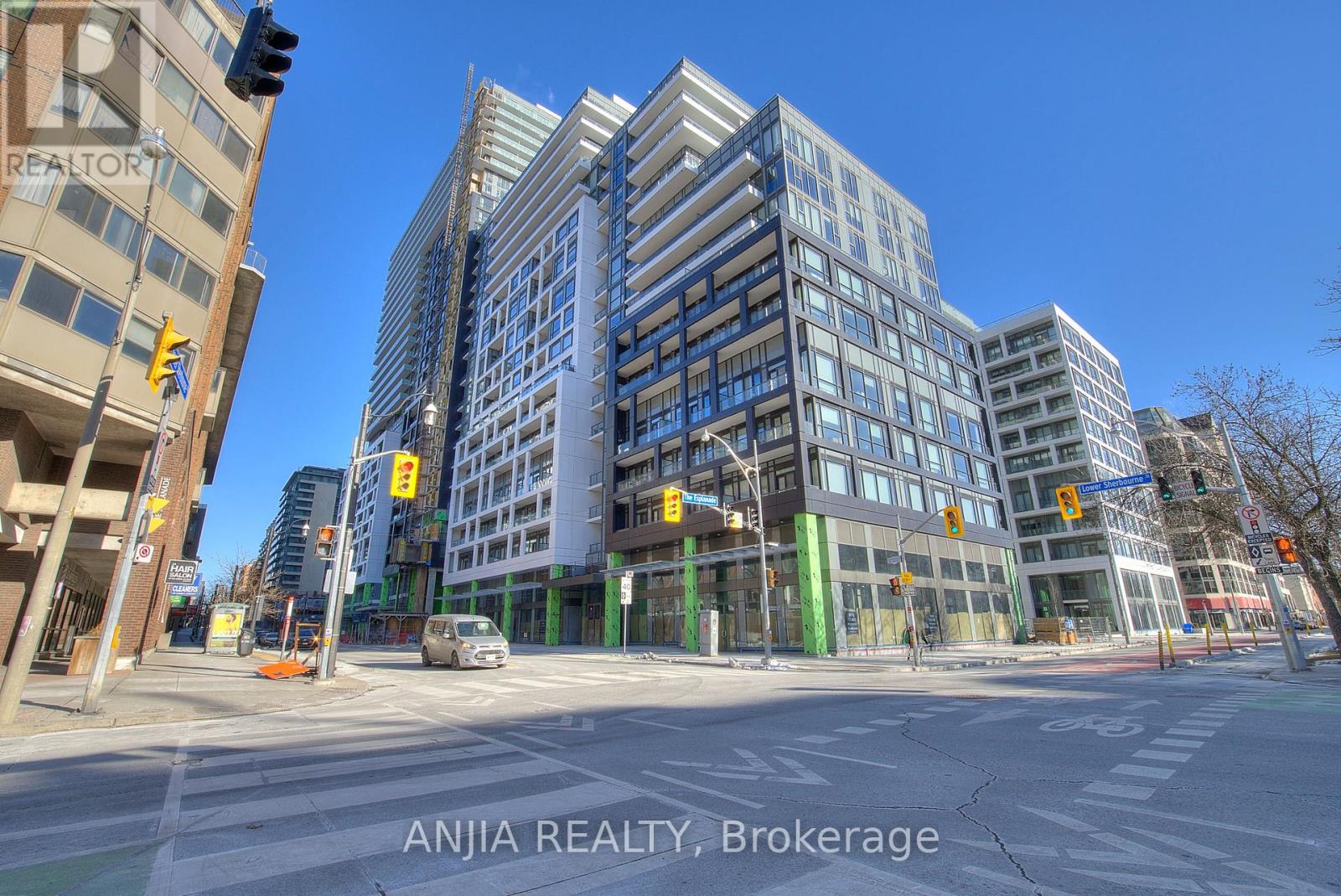 1528 - 70 Princess Street, Toronto, Ontario  M5A 0X6 - Photo 4 - C12653596