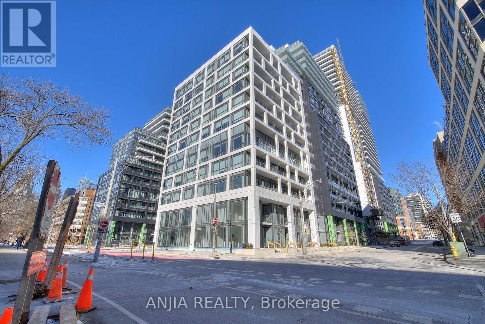 1528 - 70 Princess Street, Toronto, Ontario  M5A 0X6 - Photo 7 - C12653596