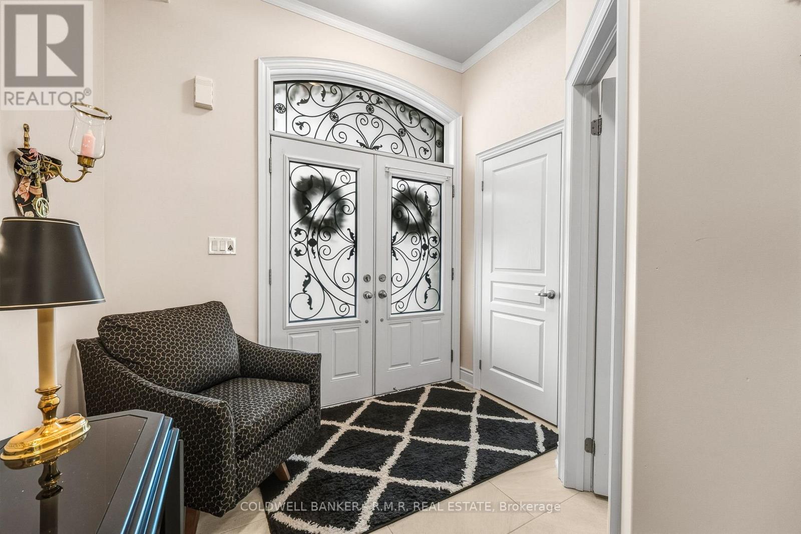 3105 Monarch Drive E, Orillia, Ontario  L3V 8K3 - Photo 5 - S12653598