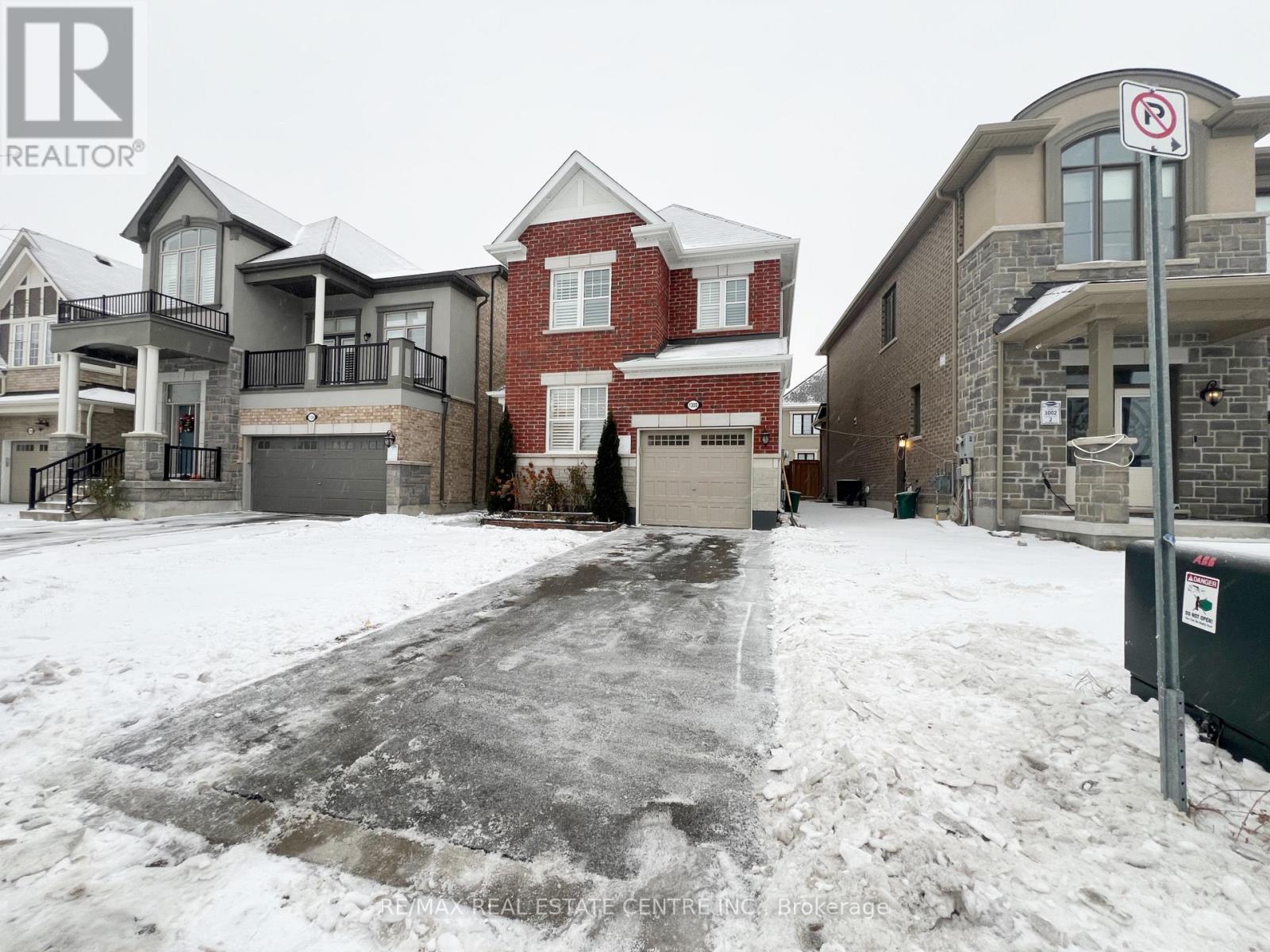 1300 Basswood Crescent, Milton, Ontario  L9T 7E7 - Photo 2 - W12650970