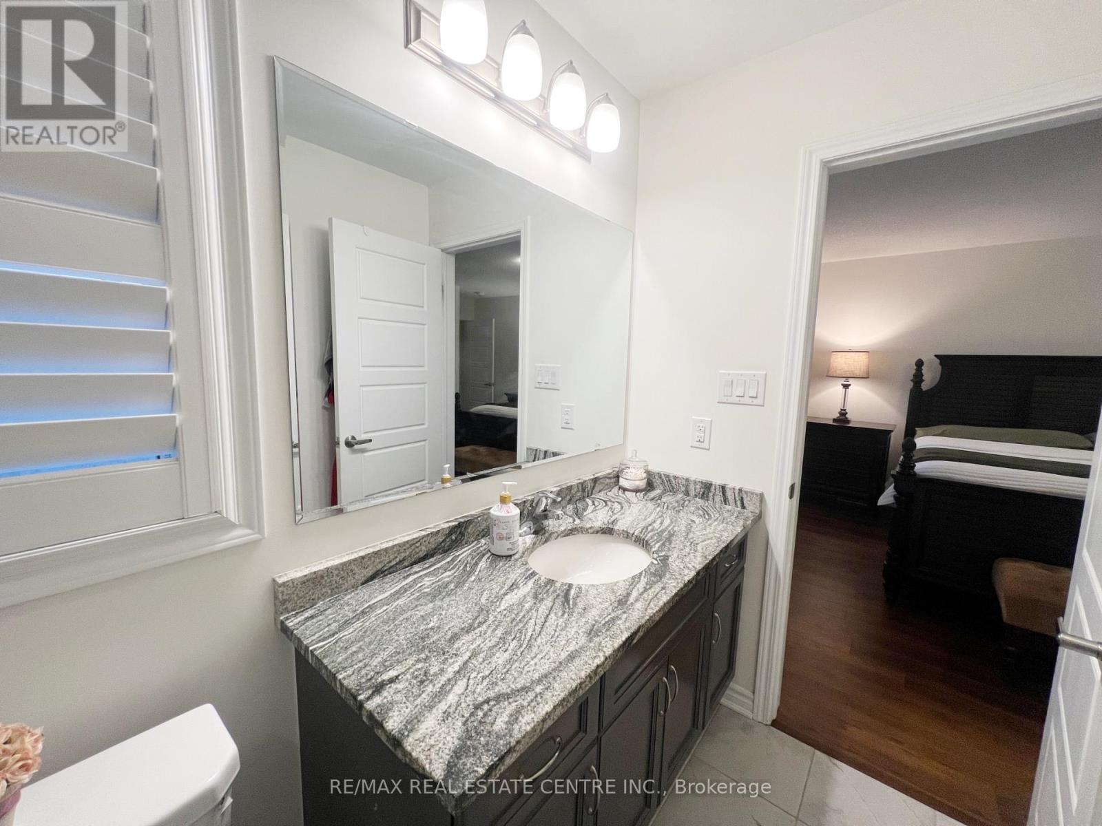 1300 Basswood Crescent, Milton, Ontario  L9T 7E7 - Photo 26 - W12650970