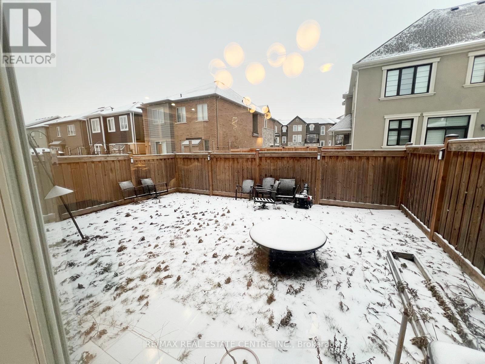 1300 Basswood Crescent, Milton, Ontario  L9T 7E7 - Photo 46 - W12650970