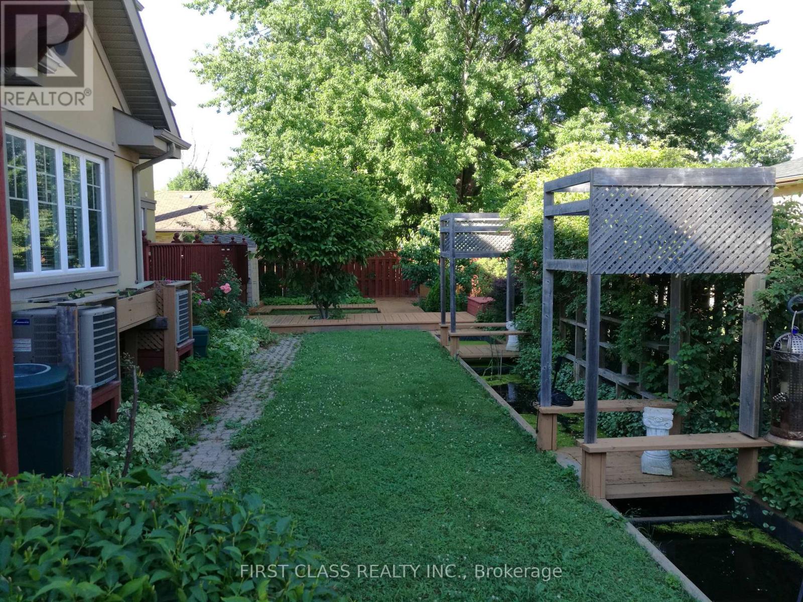 F2 - 58 Paisley Boulevard E, Mississauga, Ontario  L5A 1P4 - Photo 13 - W12653594