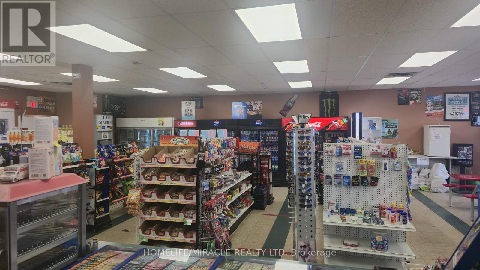 569 Lancaster Street W, Kitchener, Ontario  N2K 3M9 - Photo 5 - X12653586