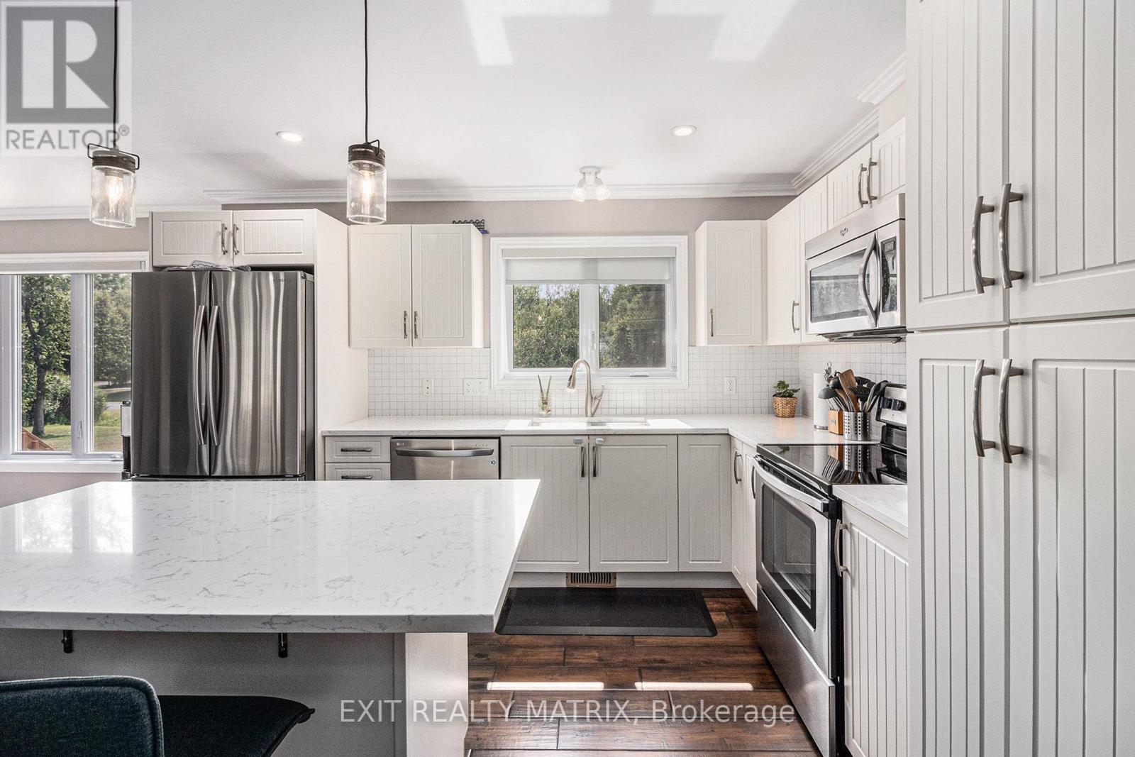 1991 Thibault Court, North Dundas, Ontario  K0C 1H0 - Photo 16 - X12653600