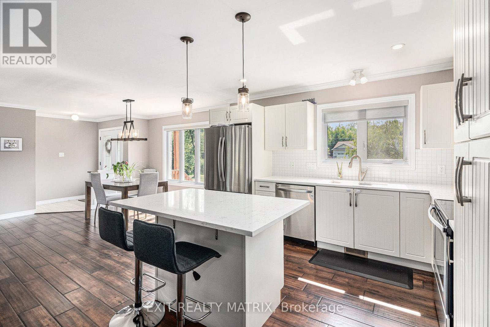 1991 Thibault Court, North Dundas, Ontario  K0C 1H0 - Photo 17 - X12653600