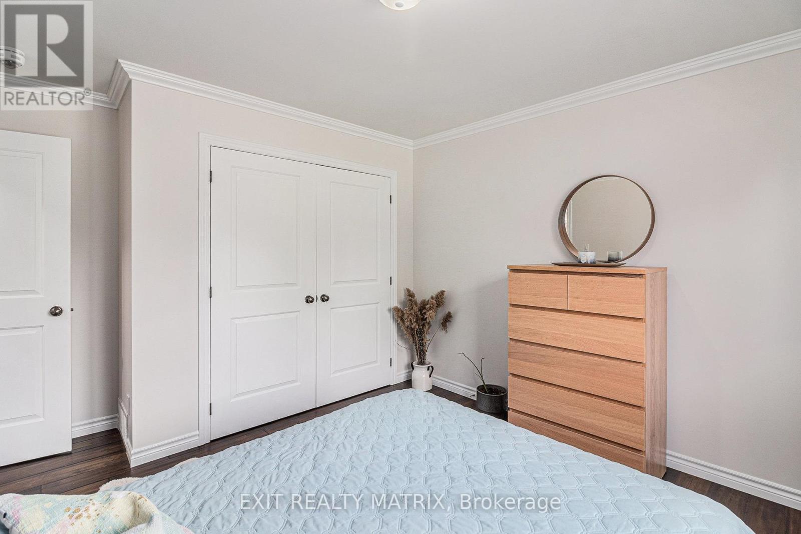 1991 Thibault Court, North Dundas, Ontario  K0C 1H0 - Photo 27 - X12653600