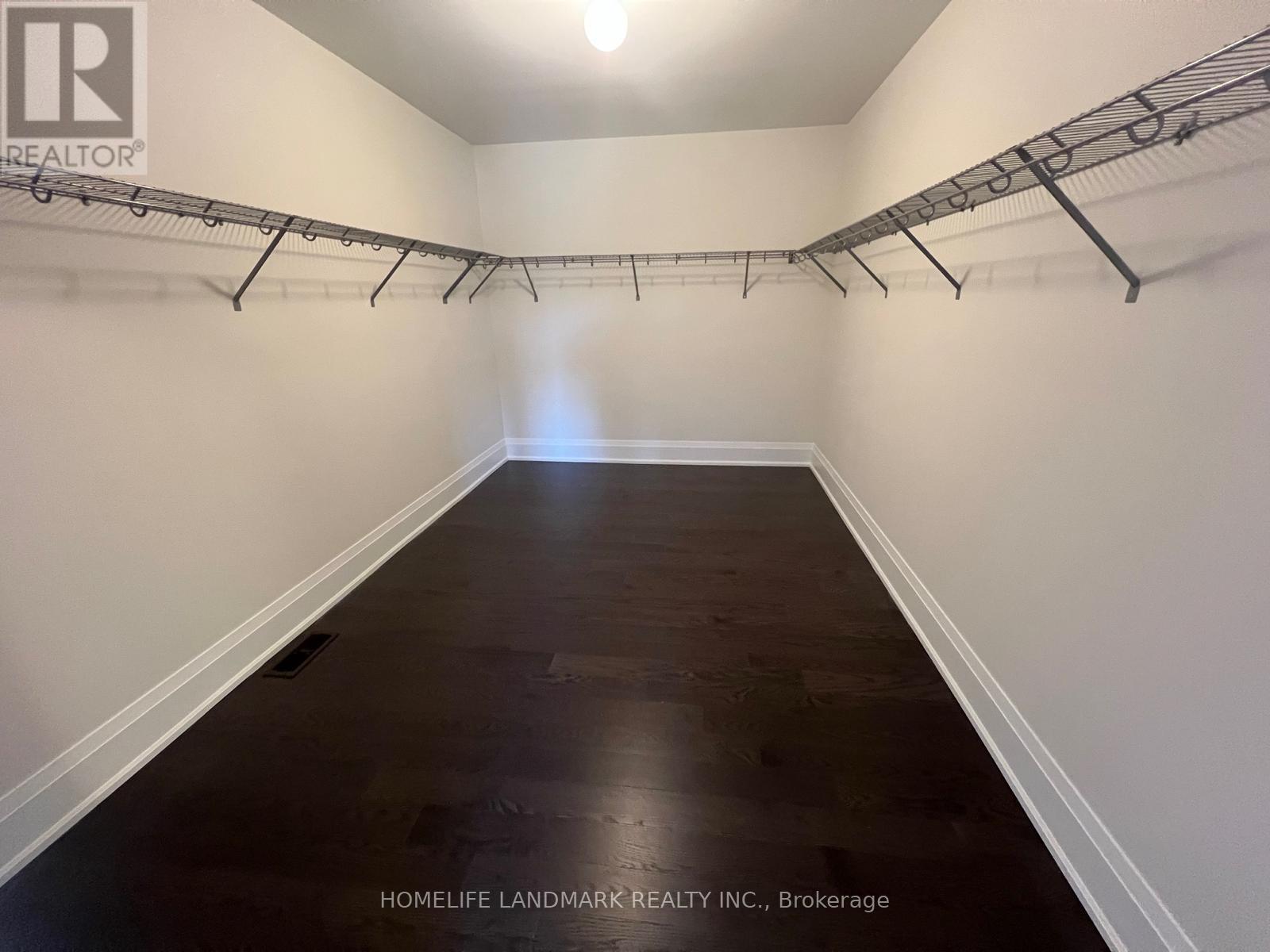 48 Plank Road, Bradford West Gwillimbury, Ontario  L9N 1B4 - Photo 12 - N12653602