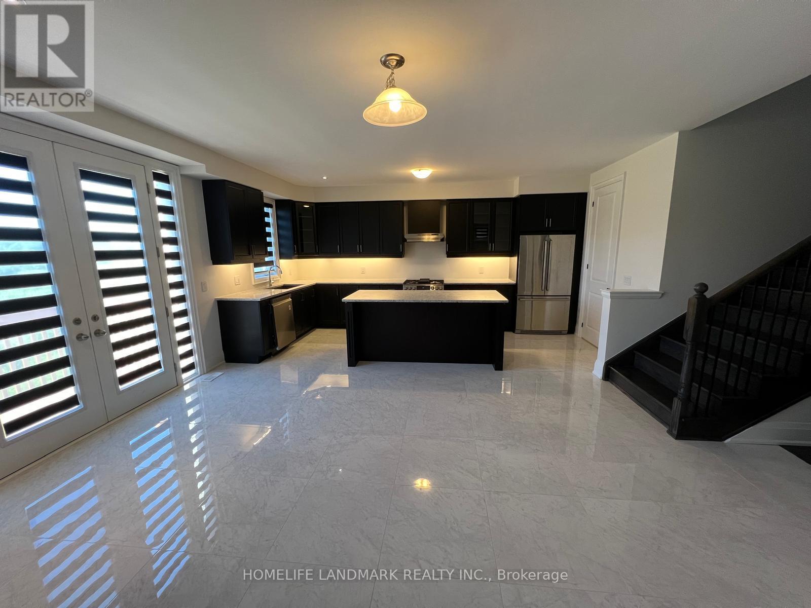 48 Plank Road, Bradford West Gwillimbury, Ontario  L9N 1B4 - Photo 6 - N12653602