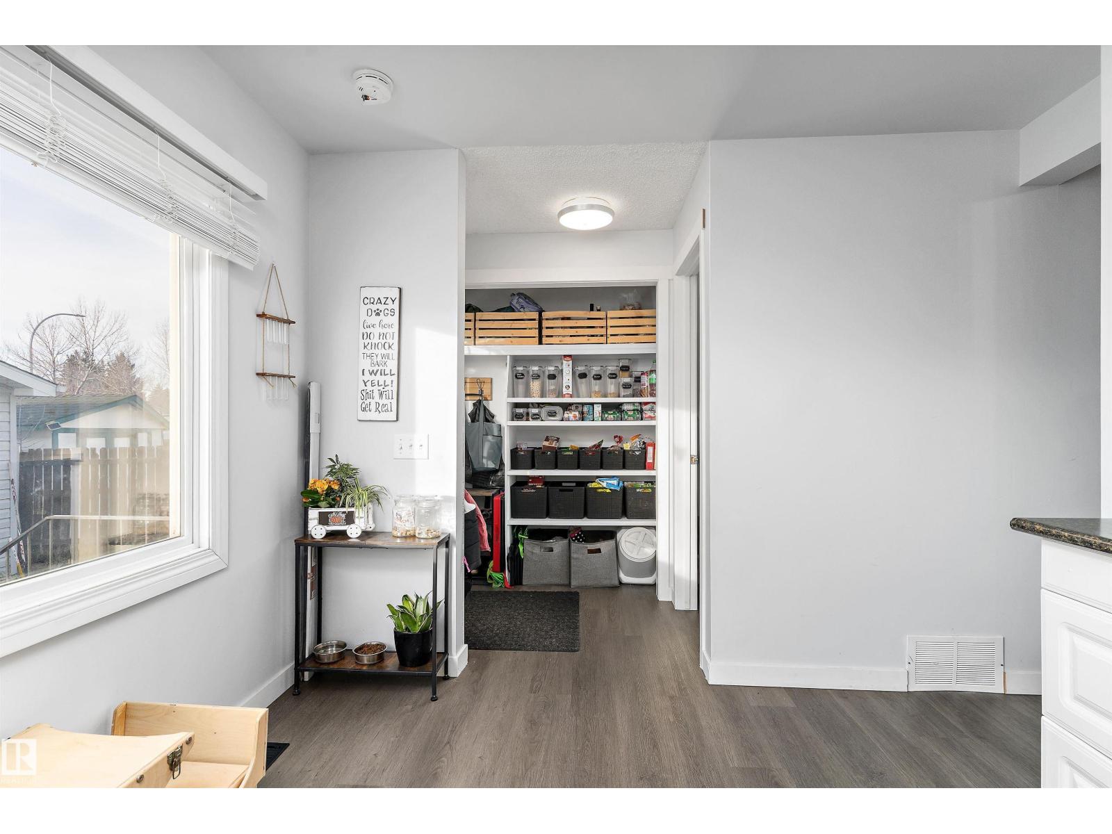 3320 48 St Nw, Edmonton, Alberta  T6L 4J1 - Photo 12 - E4465733