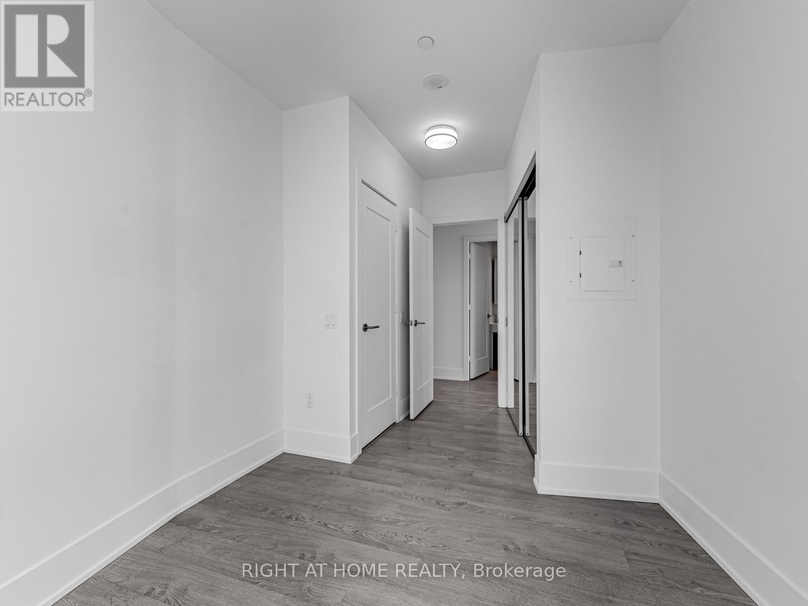 4810 - 10 York Street, Toronto, Ontario  M5J 0E1 - Photo 19 - C12653606