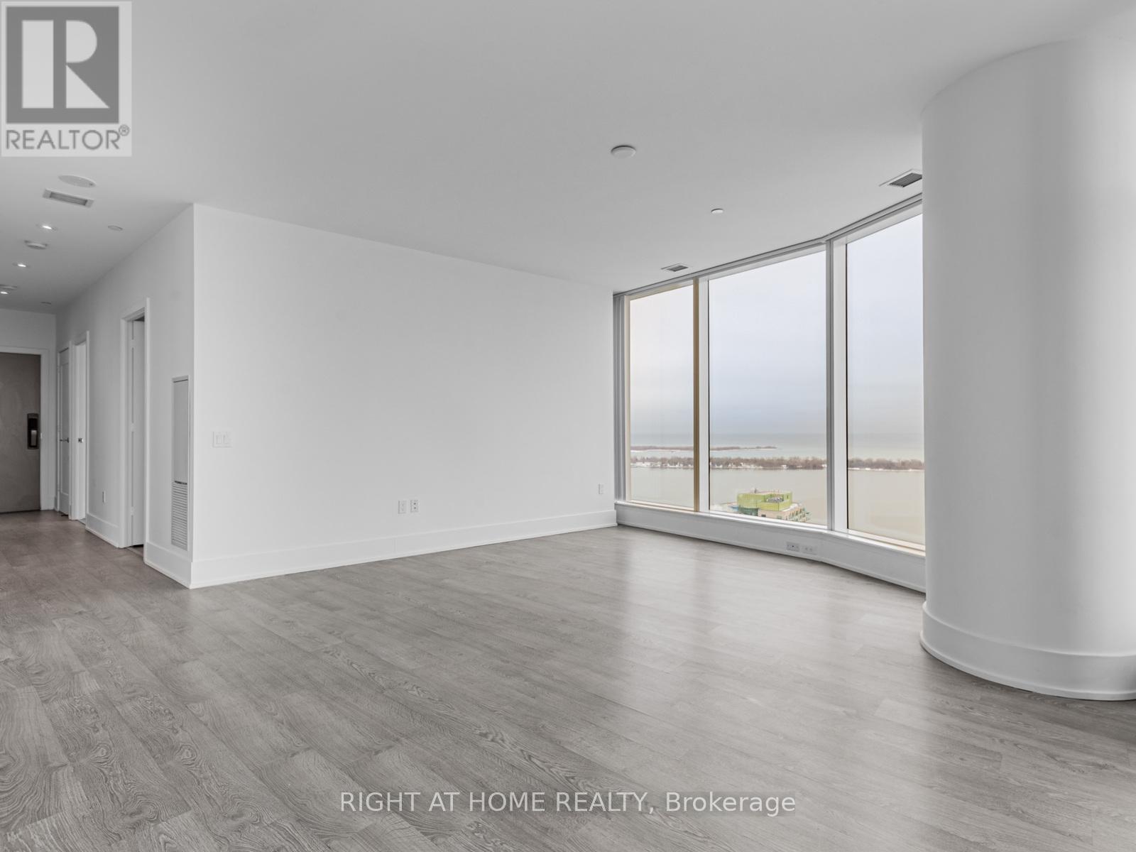 4810 - 10 York Street, Toronto, Ontario  M5J 0E1 - Photo 4 - C12653606