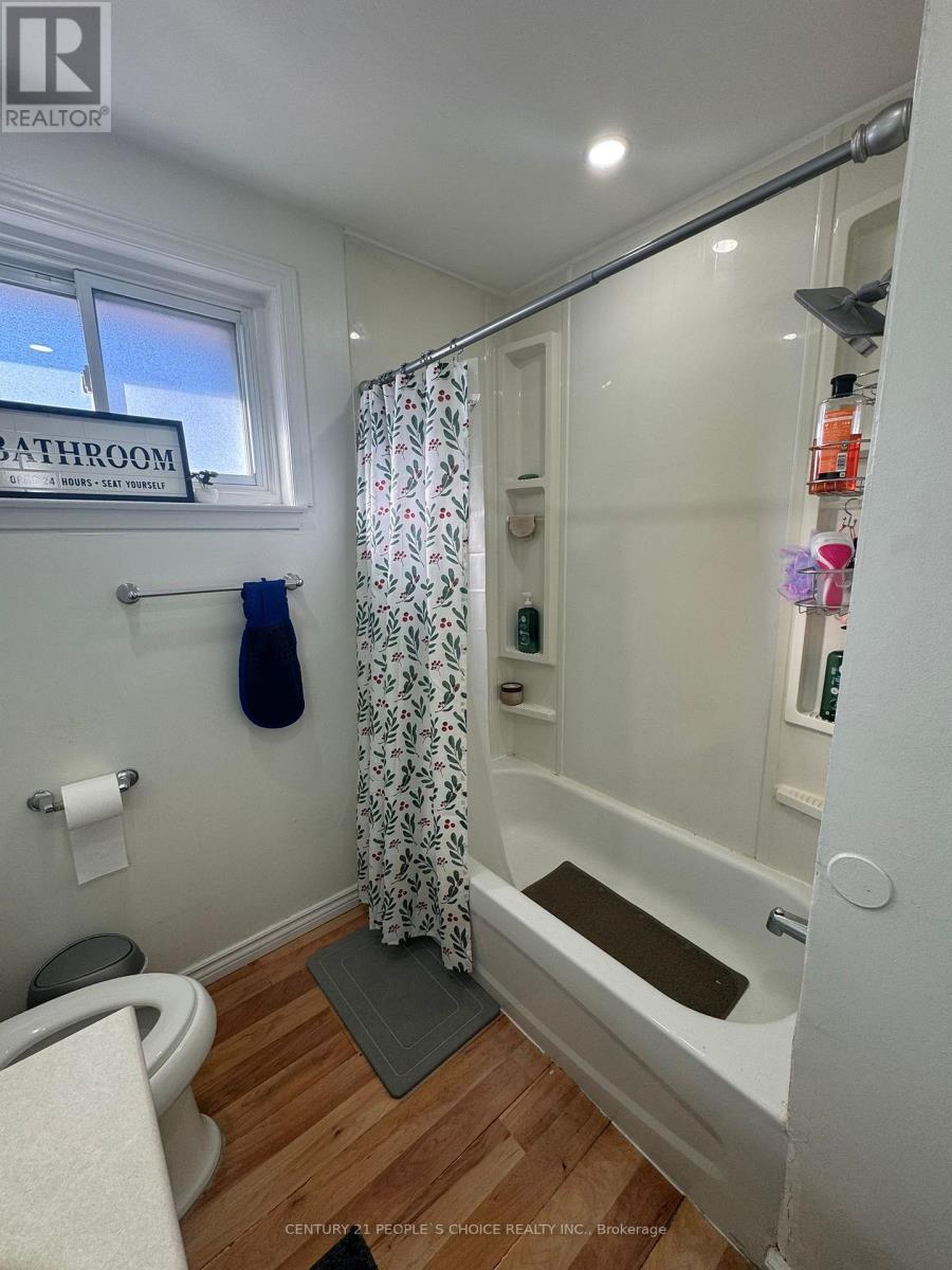 50 Dreyer Drive E, Ajax, Ontario  L1S 1J4 - Photo 11 - E12653612