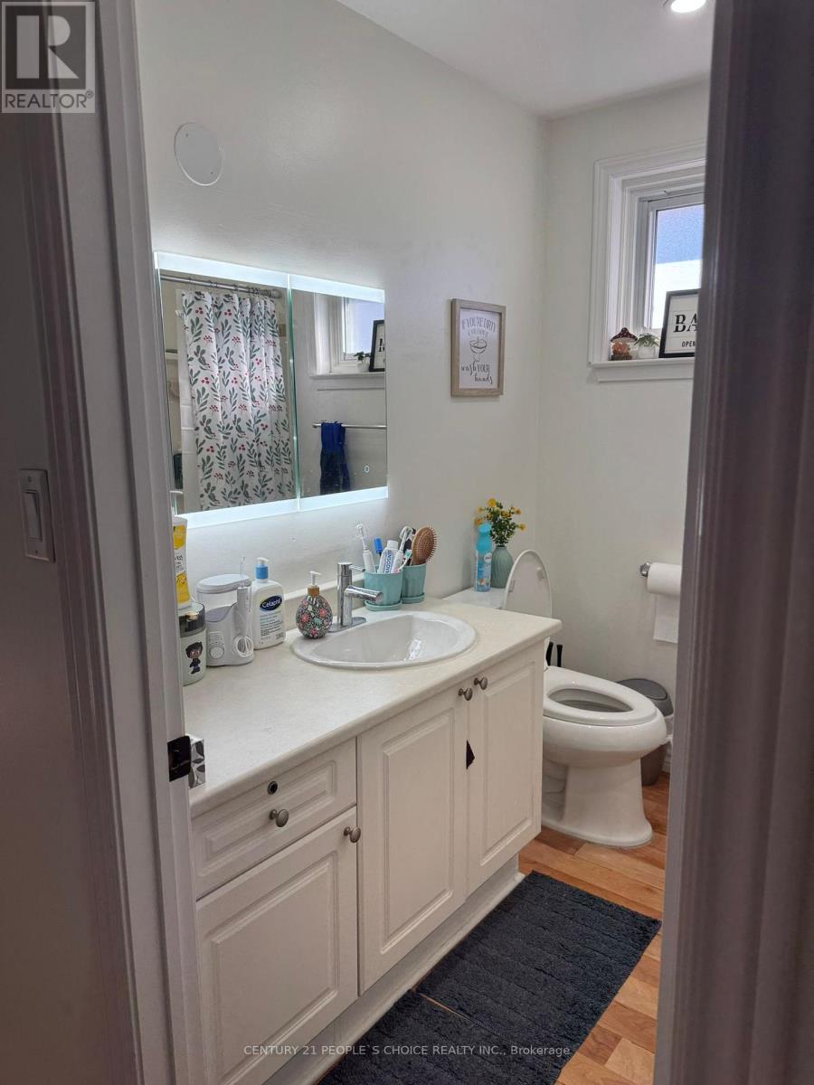 50 Dreyer Drive E, Ajax, Ontario  L1S 1J4 - Photo 6 - E12653612